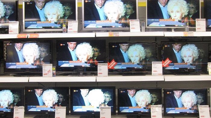 TV Präsentationswand in verschiedenen Elektromärkten